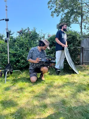 Behind the scenes photo 11