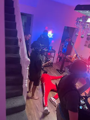 Behind the scenes photo 16