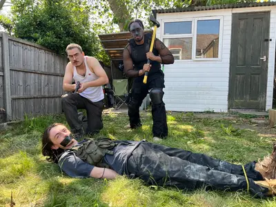 Behind the scenes photo 8